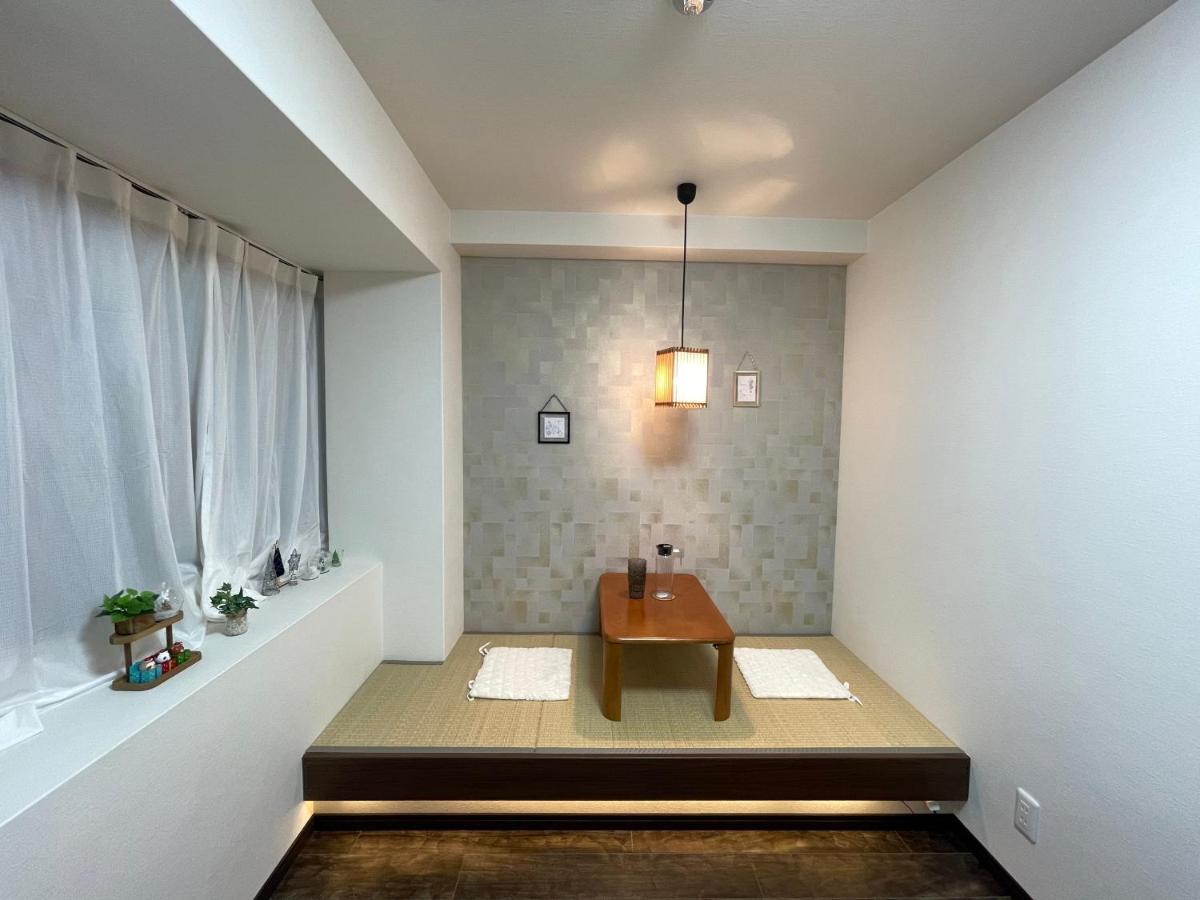 Number Ten 10号民宿 Osaka Esterno foto
